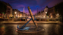 This anchor in Nyhavn (New Port) in Copenhagen, is a memorial anchor. It is to honor the Danish sailors, who died during World War 2.